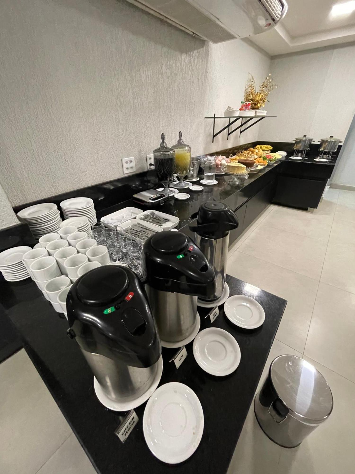 Brasilia Park Hotel Candangolandia Esterno foto